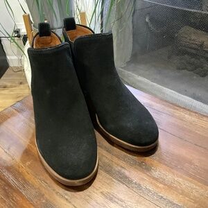 LUCKY BRAND Womens Black Pull Tab Goring Cushioned Pogan Almond Toe size 5.5